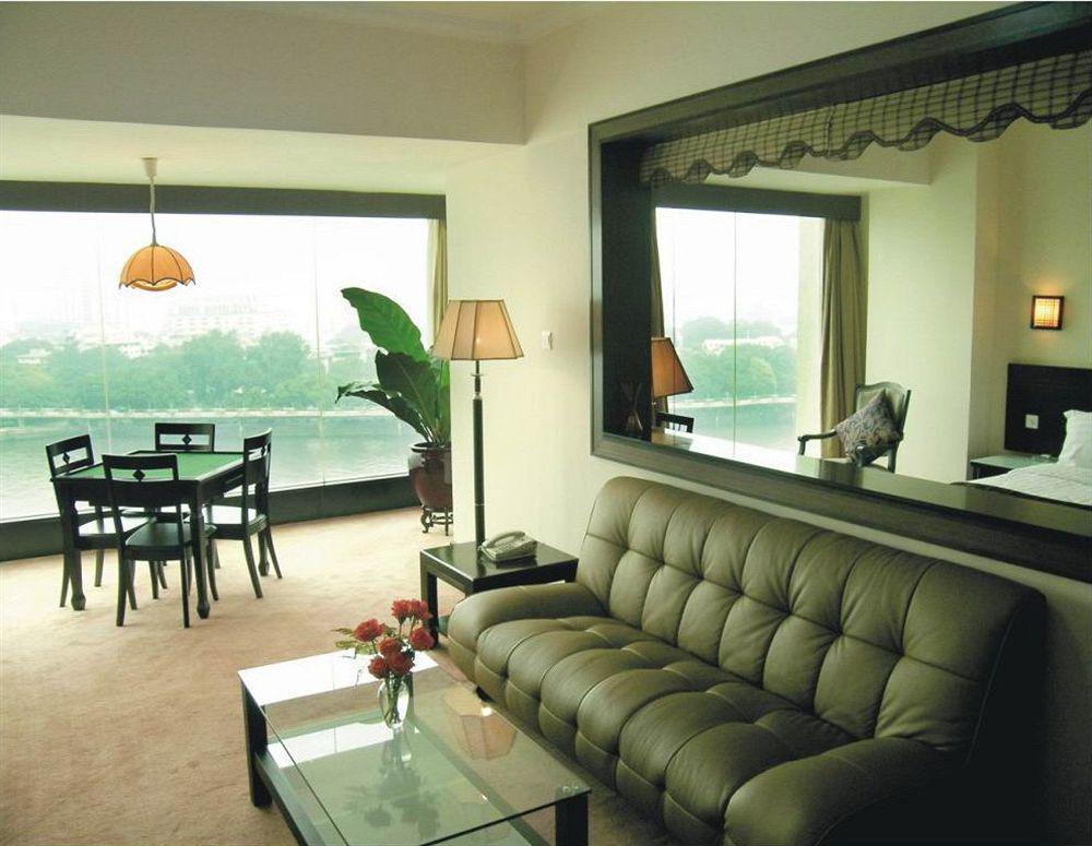 Jiang Yue Hotel Guangzhou Buitenkant foto